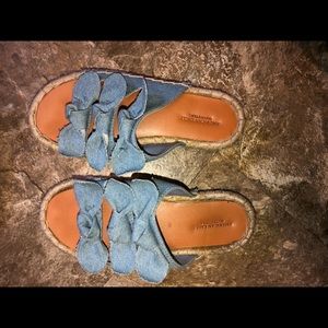 Women’s sandals